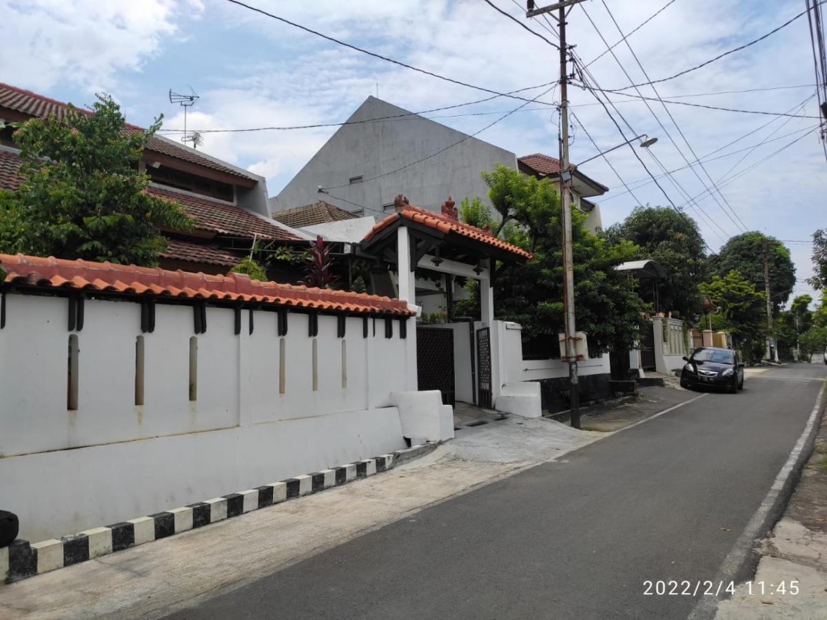 Kelana 2 Nice Homestay Semarang Exterior photo