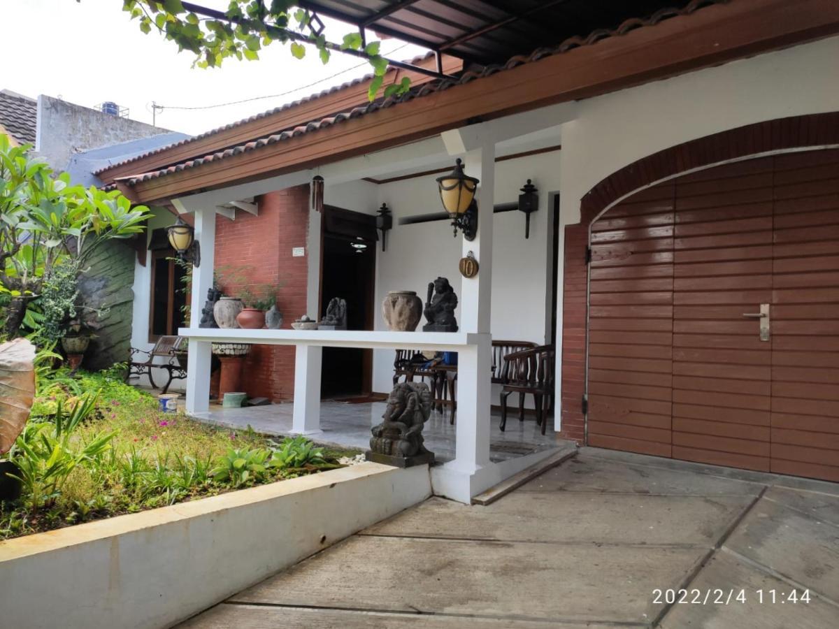 Kelana 2 Nice Homestay Semarang Exterior photo
